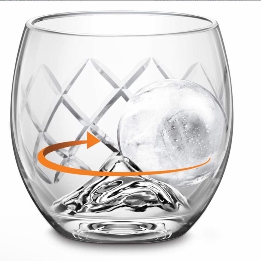 Four Round Silicone Ice Cube Molds Whiskey Whisky Bourbon Mixed Drinks Cocktail